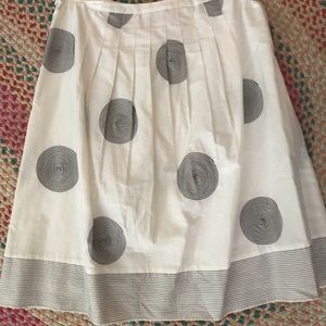 Perfect light weight material skirt for summer !